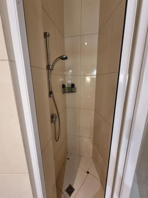 Fantastic Krk - Kr6 Room D Kraków Zewnętrze zdjęcie